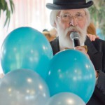 Vader Abraham viert feestelijke Blue Monday bij Aafje in Rotterdam